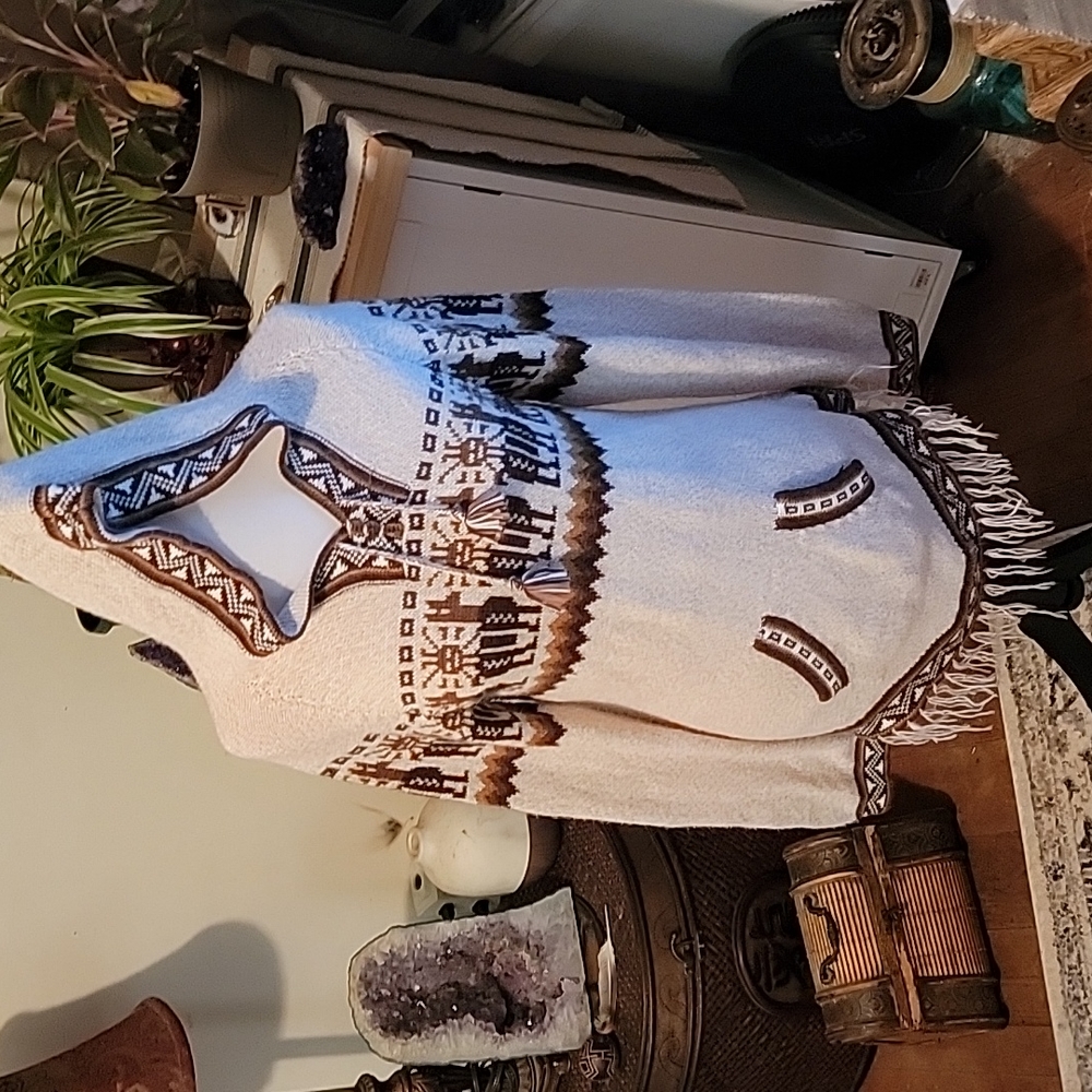 Ivory & Brown Hooded Fringe Pullover with Geometric Trim